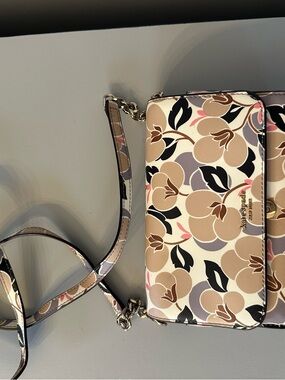 Kate Spade Floral Pattern Crossbody Bag in Beige and Black